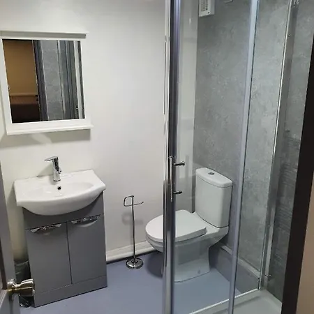 Red Lion - Self Check In * Dalton-in-Furness