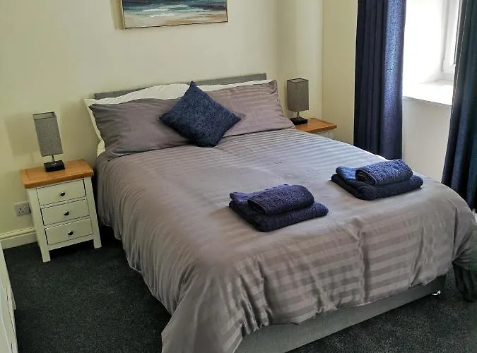 Red Lion - Self Check In Inn